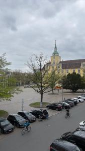 Billede fra billedgalleriet på Gemütliche Maisonettewohnung mit Dachterrasse am Schloß i Oldenburg