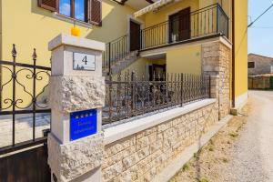 Fotografia z galérie ubytovania Apartment Leni v destinácii Sveti Lovreč Pazenatički