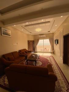 Ruang duduk di Hotel Danat Al Khaleej