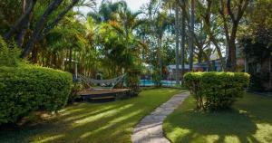 The Select Inn Gosford外面的花园