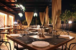 Restaurace v ubytování RION - A Boutique Hotel