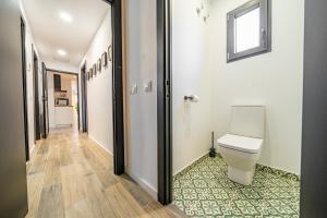 Koupelna v ubytování CAN MARTINEZ Calella Beach Boutique Apartment