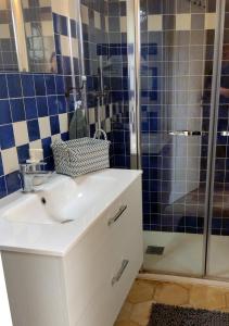 Kúpeľňa v ubytovaní Ragusa exclusive flat with terrace & BBQ