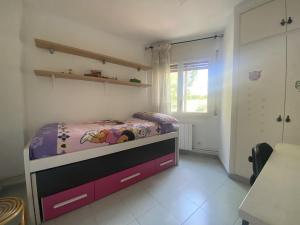 A bed or beds in a room at R121 - Apartamento Alorda park
