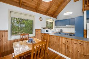 Gallery image of Lorne Bush House Cottages & Eco Retreats in Lorne