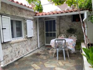 Gallery image of Little cottage in Athens
