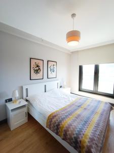 Postel nebo postele na pokoji v ubytování Luxury Fully Equipped 3BR 2BA Apartment by Siena Suites