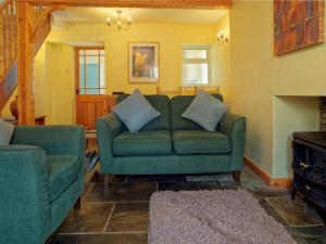 אזור ישיבה ב-Pass the Keys Beautiful 3 Bed Cottage in the Heart of Flookburgh