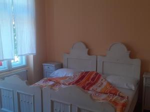 Postel nebo postele na pokoji v ubytování B&B Lakis&Takis