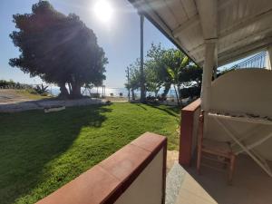 A garden outside Residence Araba Fenice Tropea