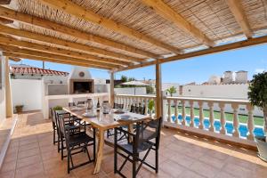 A balcony or terrace at VILLA XOROI