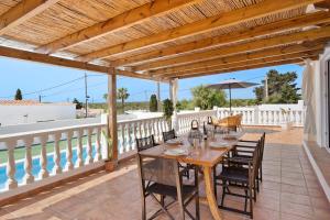 A balcony or terrace at VILLA XOROI