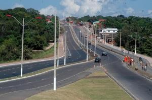 an image of a road with cars on it at Casa Cantinho de Santarém in Santarém