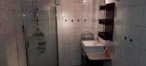 Ein Badezimmer in der Unterkunft Ålfotevegen 5