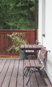 Ein Balkon oder eine Terrasse in der Unterkunft Ubytovanie&Reštaurácia Bodliak