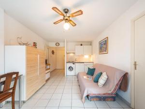 Kuchyň nebo kuchyňský kout v ubytování Apartment Ancre Bleue by Interhome