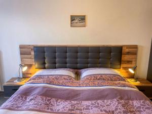 Postel nebo postele na pokoji v ubytování Apartment Ferwienwohnung Oberberghof by Interhome