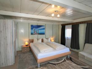 Postel nebo postele na pokoji v ubytování Holiday Home Lamplberg by Interhome