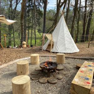 Zahrada ubytování Glamping Nad Meandry