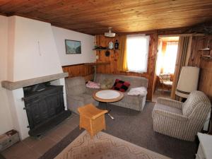 Posedenie v ubytovaní Chalet Vesec by Interhome