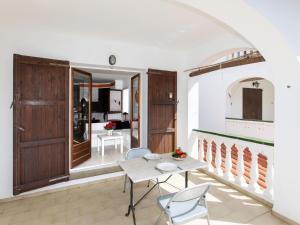 Kuchyňa alebo kuchynka v ubytovaní Apartment Edifici Port del Rei by Interhome