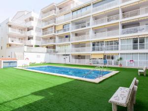Bazén v ubytování Apartment Entreplayas - Morro de Gos by Interhome nebo v jeho okolí
