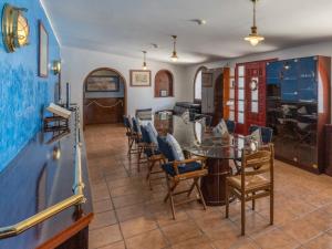 Kuchyň nebo kuchyňský kout v ubytování Holiday Home Romulia by Interhome
