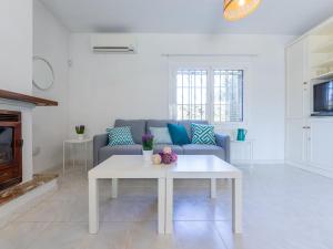 TV/trung tâm giải trí tại Holiday Home El Dorado Playa - Villa Barre by Interhome +29 ảnh