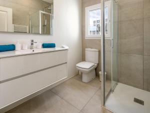 Ein Badezimmer in der Unterkunft Villa Villa Bonheur by Interhome