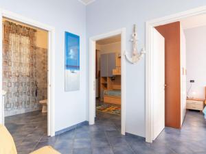 Zdjęcie z galerii obiektu Apartment Rocce di Capo Mimosa by Interhome w mieście Cervo