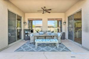 Αίθριο ή υπαίθριος χώρος στο Near Golf and Spring Training Goodyear Home with Pool