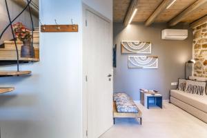 Posteľ alebo postele v izbe v ubytovaní Evangelia Casa, comfy stay, centrally, with views!