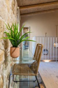Posedenie v ubytovaní Evangelia Casa, comfy stay, centrally, with views!