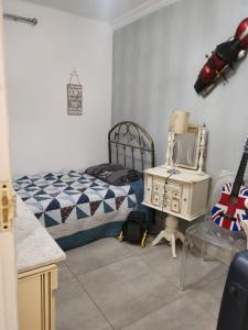 Voodi või voodid majutusasutuse Marahanata 2 Alicante Beautiful Rooms toas