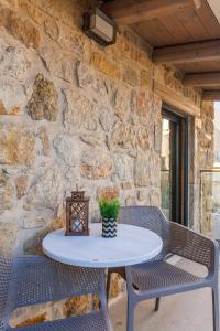 Posedenie v ubytovaní Evangelia Casa, comfy stay, centrally, with views!