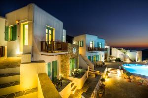 Bazén v ubytovaní Hotel Odysseus alebo v jeho blízkosti
