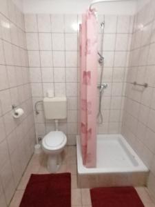 Fotografia z galérie ubytovania Centrum Étterem és Panzió v destinácii Őriszentpéter + 33 fotografií