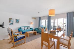 Χώρος καθιστικού στο Costa Cabanas 62