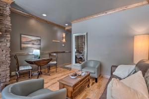 Afbeelding uit fotogalerij van Bright Park City Studio with Patio Less Than 2 Mi to Dtwn! in Park City +21 foto's
