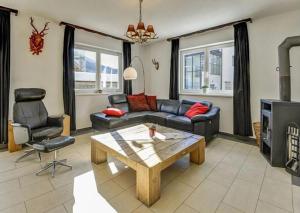 A seating area at Alm'a Residence