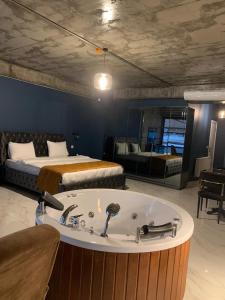 Postel nebo postele na pokoji v ubytování Mas Suites Karaköy