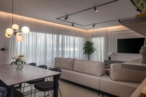 Fotografia z galérie ubytovania Villa Ameli Apartment with swimming pool v destinácii Rijeka