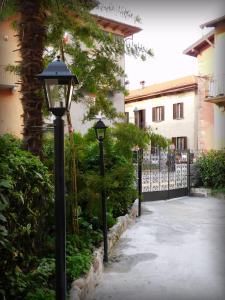 Vonkajšia záhrada v ubytovaní Casa Colonne Fiorite