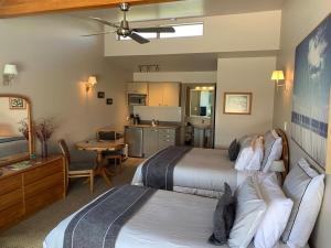 Postel nebo postele na pokoji v ubytování King's View Lodge