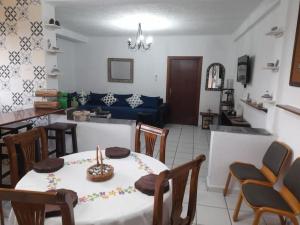 Kuchyň nebo kuchyňský kout v ubytování bel appart refait à neuf sur Tamouda Bay Tétouan