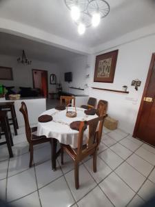 Posezení v ubytování bel appart refait à neuf sur Tamouda Bay Tétouan