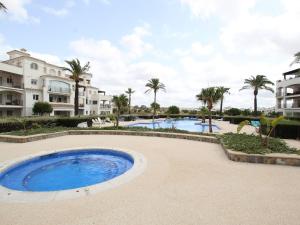 Bazén v ubytování Penthouse in Sucina with Pool and Golf nebo v jeho okolí