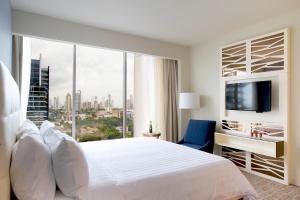 TV a/nebo společenská místnost v ubytování Global Hotel Panama