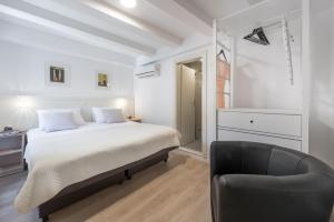 Posteľ alebo postele v izbe v ubytovaní Rooms Andro