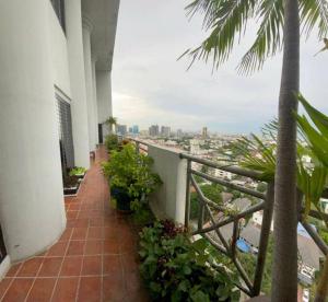 En balkon eller terrasse på Winning tower